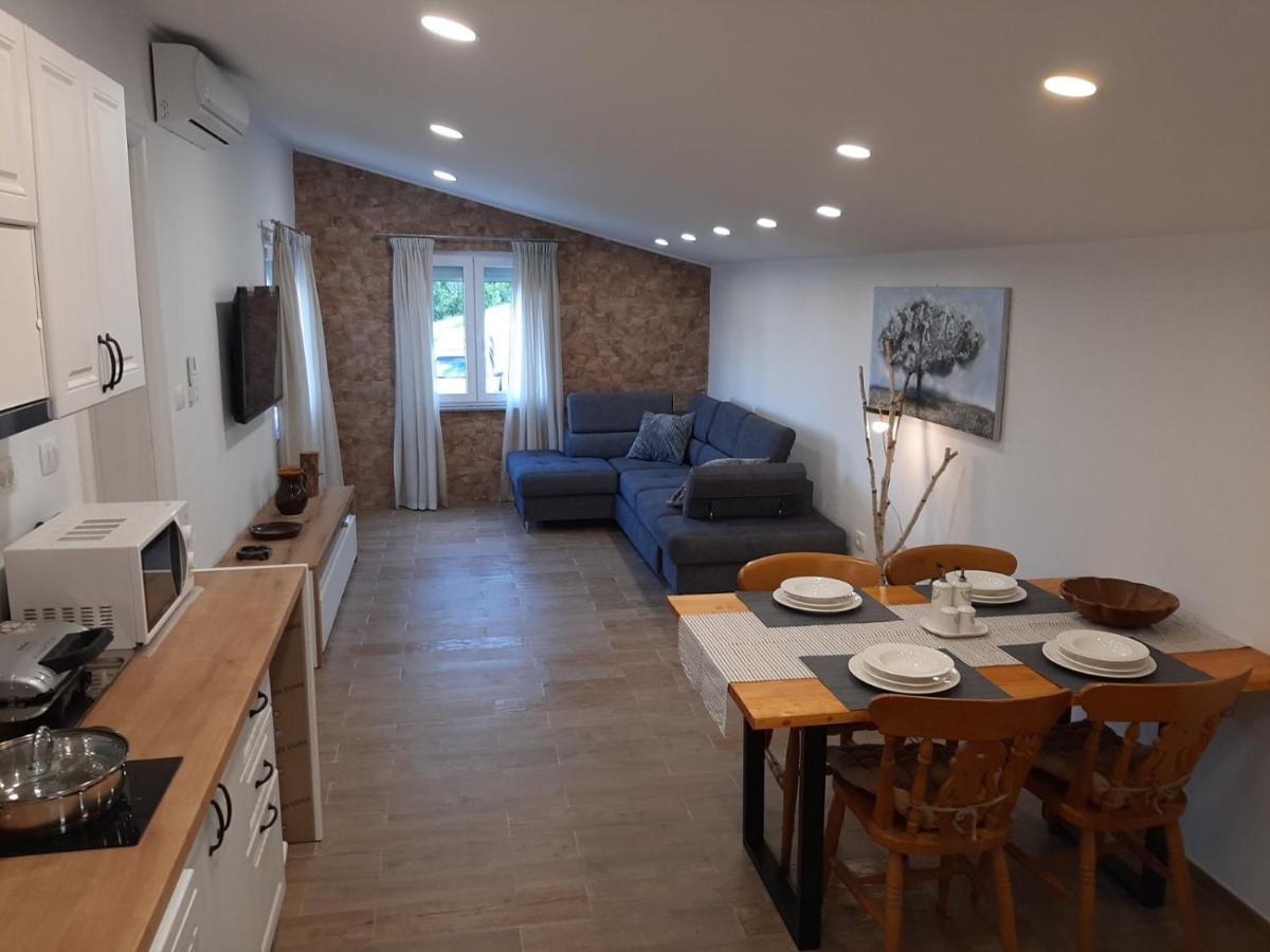 Sky&bay Apartment *