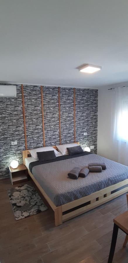 Sky&bay Apartment *