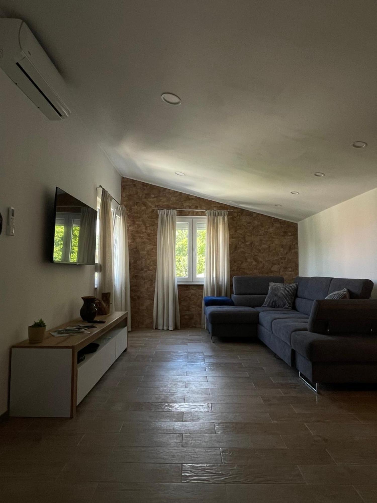 Apartma Sky&bay *
