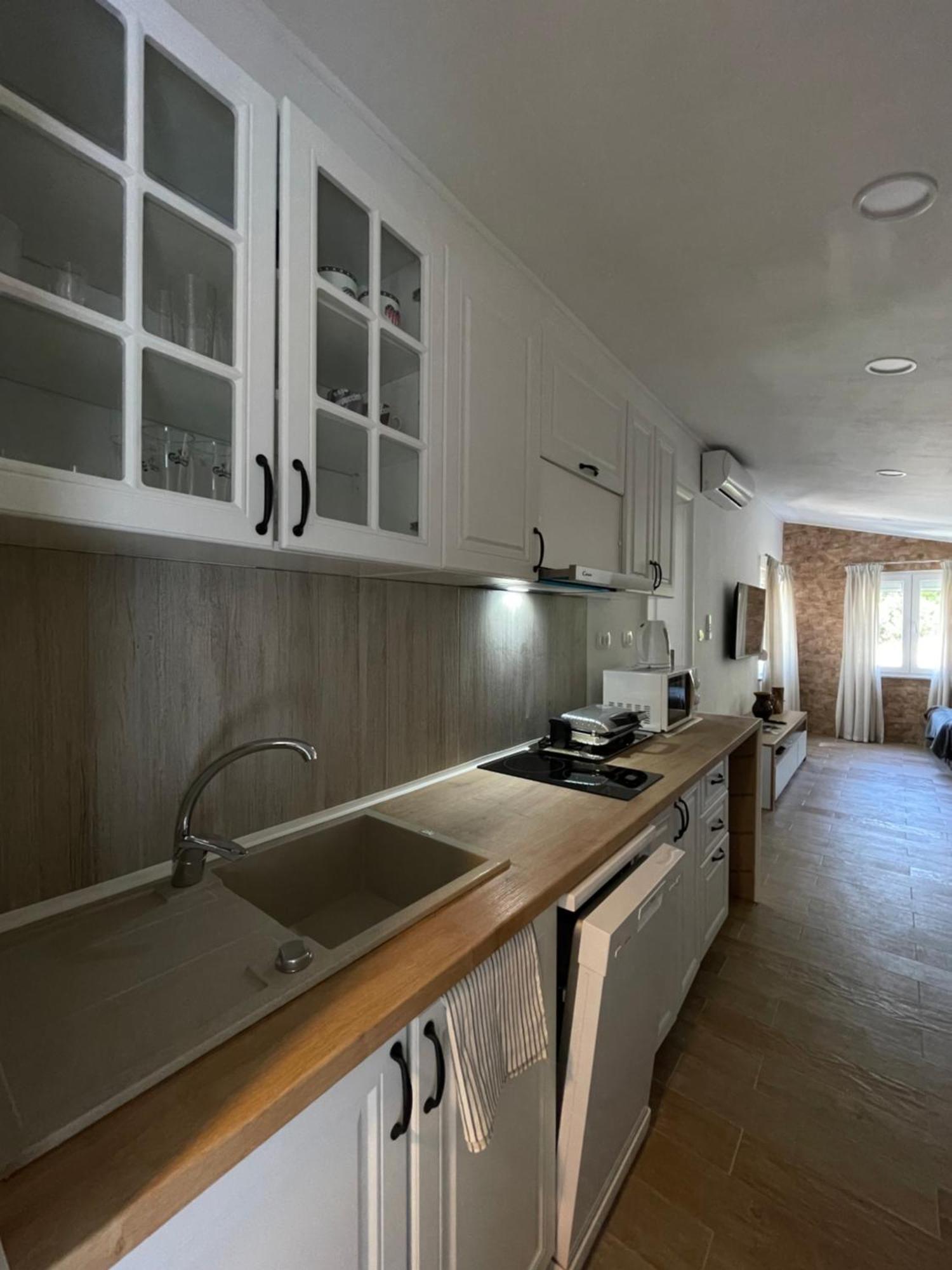 Sky&bay Apartment